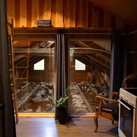 Unik Fjosleilighet Appartement *